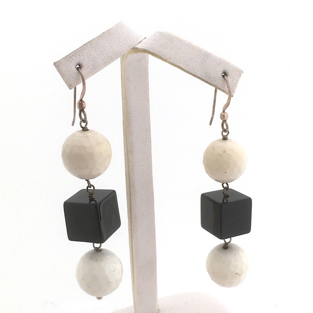 Golf ball agate black cube dangle earrings